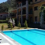 Hotel Neroli Butik 3*