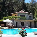Hotel Neroli Butik 3*