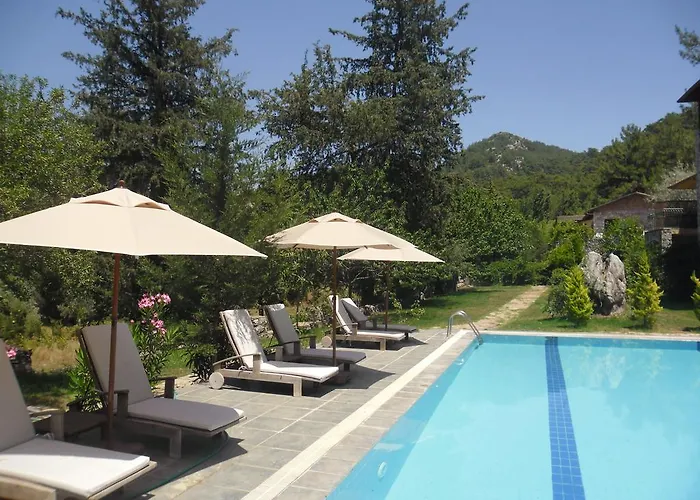 מלון Neroli Butik 3*