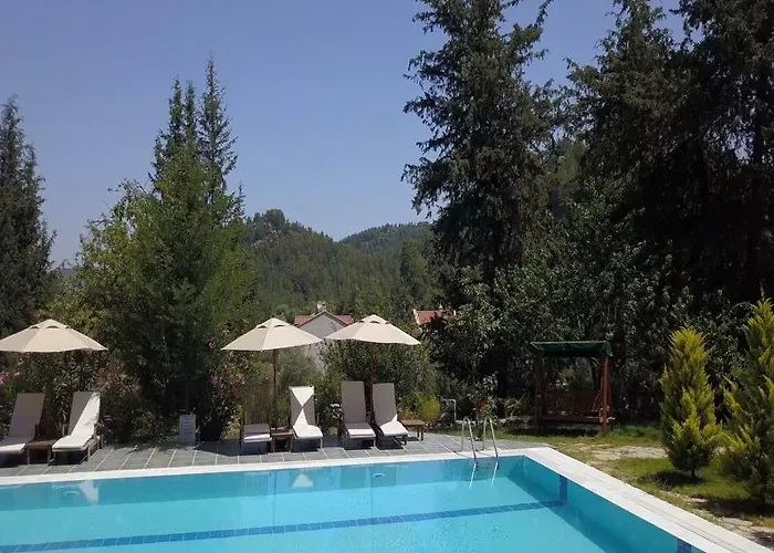 מלון Neroli Butik 3*